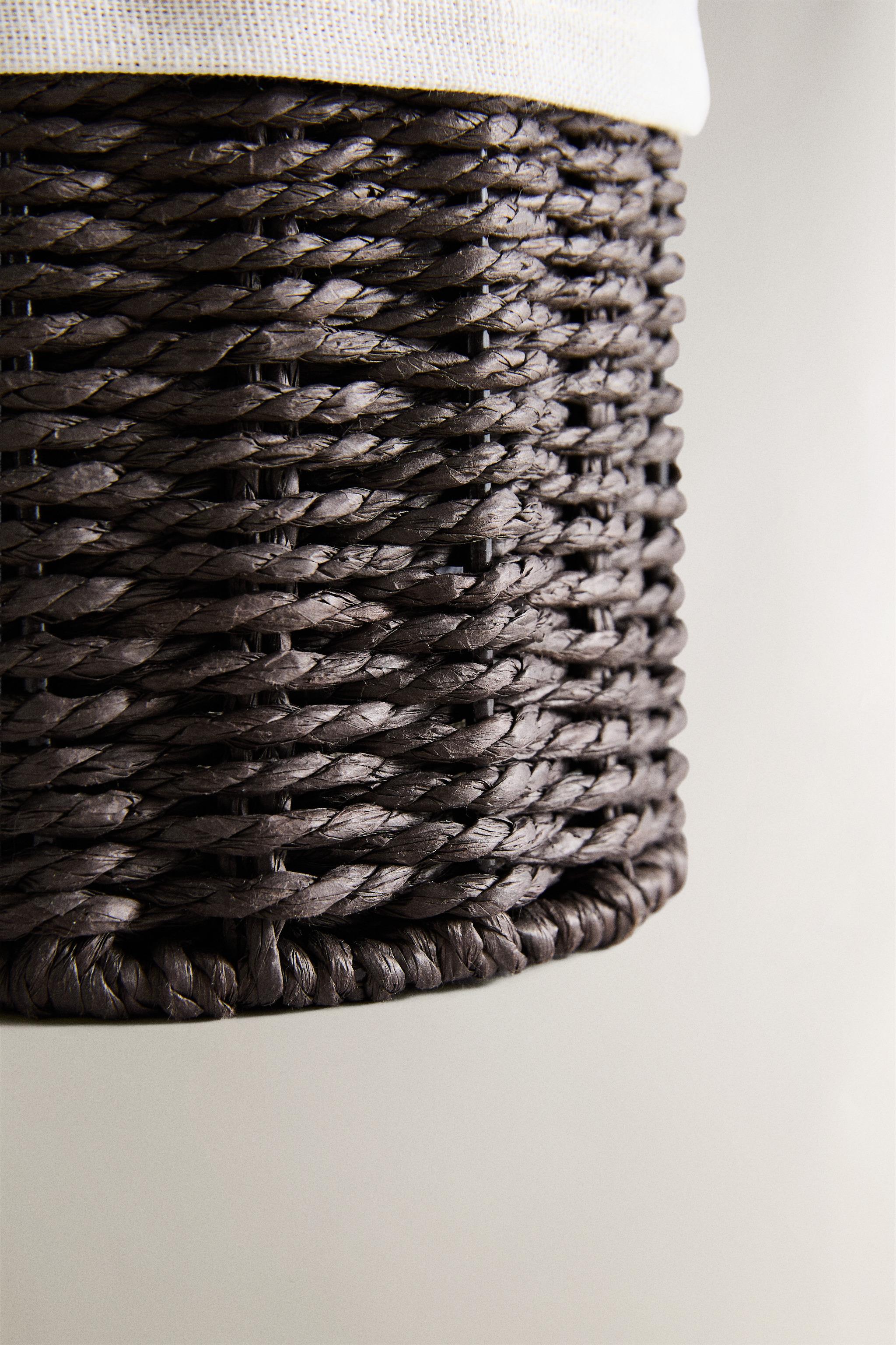 ROUND COTTON-LINED BASKET